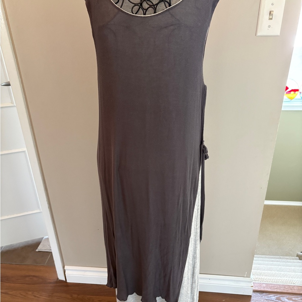 Elegant Gray Sleeveless Dress